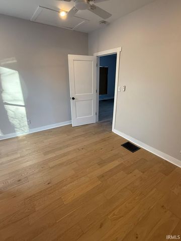 811 W Kirkwood Avenue, Bloomington, IN 47404