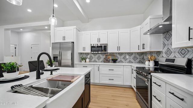 5563 S Estrella Road, Gold Canyon, AZ 85118