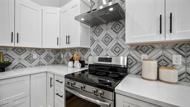 5563 S Estrella Road, Gold Canyon, AZ 85118