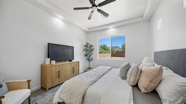 5563 S Estrella Road, Gold Canyon, AZ 85118