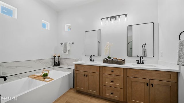 5563 S Estrella Road, Gold Canyon, AZ 85118
