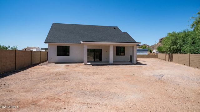 5563 S Estrella Road, Gold Canyon, AZ 85118