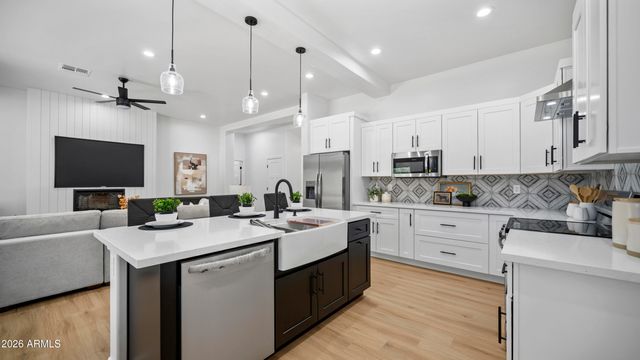 5563 S Estrella Road, Gold Canyon, AZ 85118