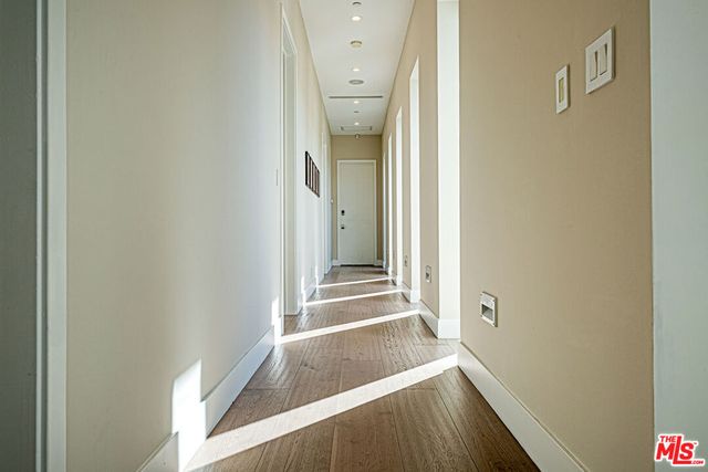 310 N Lucerne Boulevard, Los Angeles, CA 90004