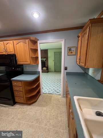 402 NYLON BLVD, Seaford, DE 19973