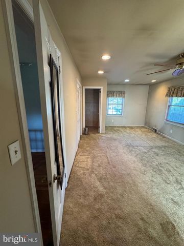 402 NYLON BLVD, Seaford, DE 19973