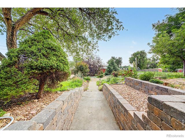 9132 Jotipa Drive, Longmont, CO 80503