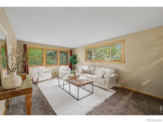 9132 Jotipa Drive, Longmont, CO 80503