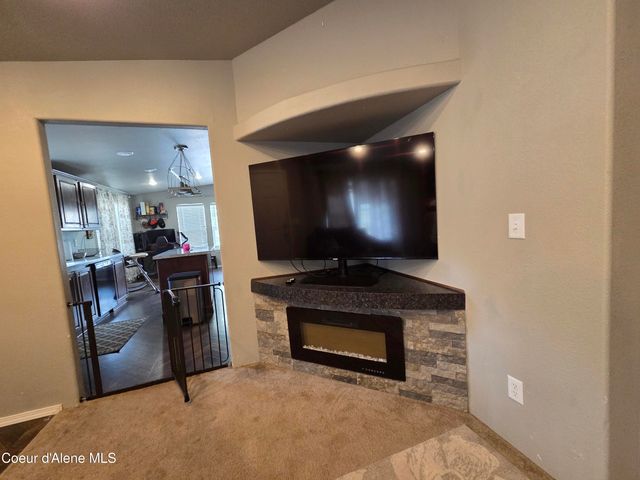 32734 N 10th AVE, Spirit Lake, ID 83869