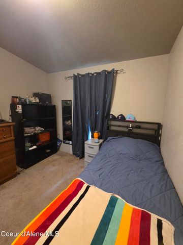 32734 N 10th AVE, Spirit Lake, ID 83869
