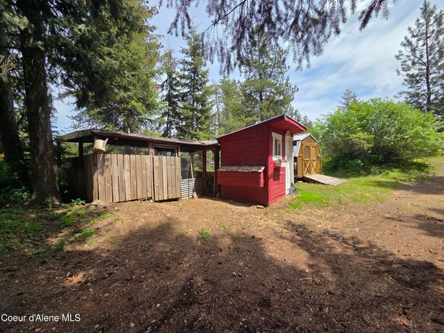 32734 N 10th AVE, Spirit Lake, ID 83869