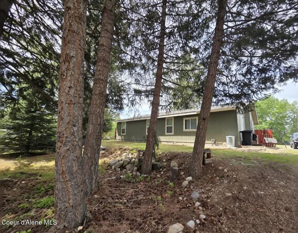 32734 N 10th AVE, Spirit Lake, ID 83869