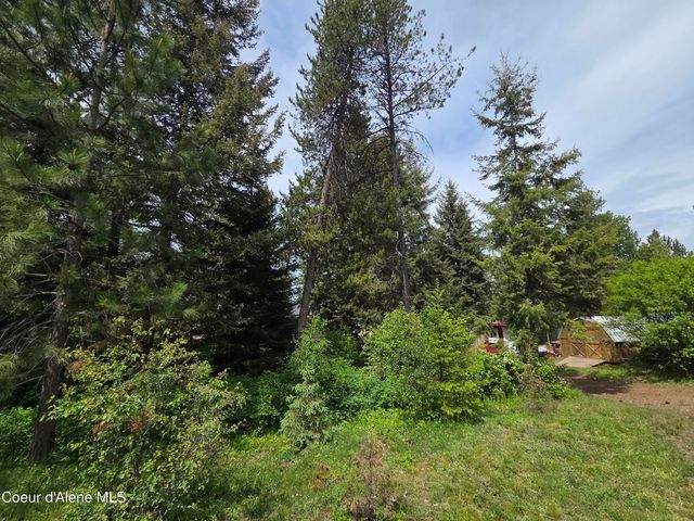 32734 N 10th AVE, Spirit Lake, ID 83869