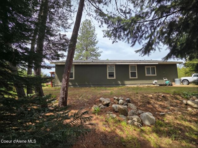 32734 N 10th AVE, Spirit Lake, ID 83869