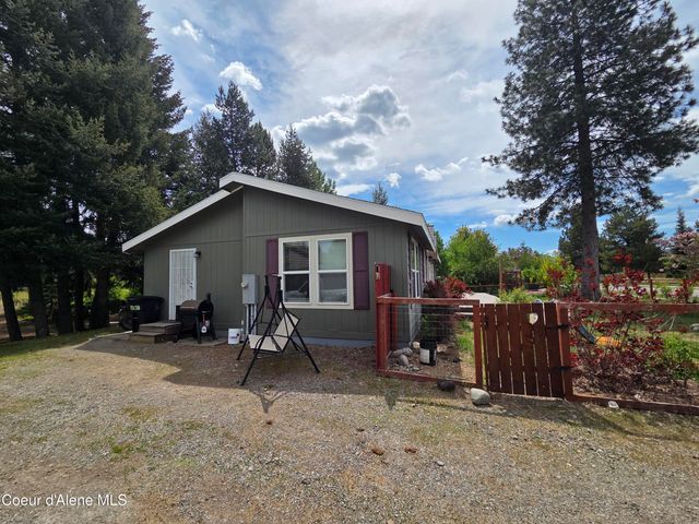 32734 N 10th AVE, Spirit Lake, ID 83869