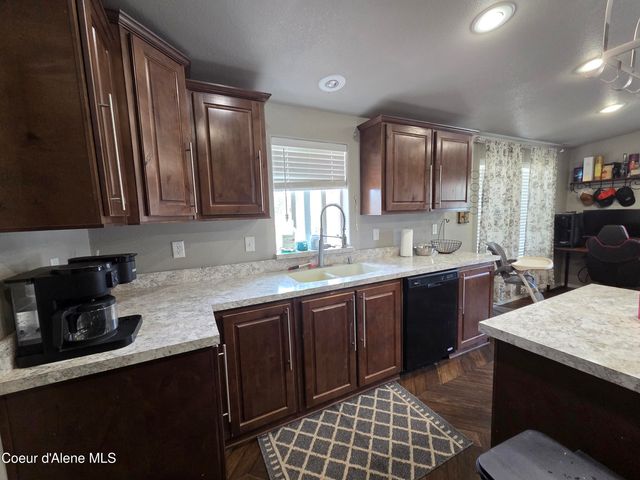 32734 N 10th AVE, Spirit Lake, ID 83869