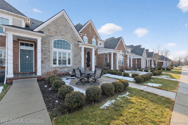 45678 Aragon Lane, Canton Charter Township, MI 48187