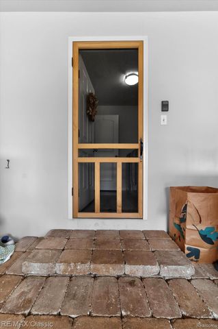 45678 Aragon Lane, Canton Charter Township, MI 48187