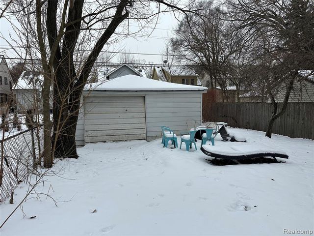 293 Fielding Street, Ferndale, MI 48220