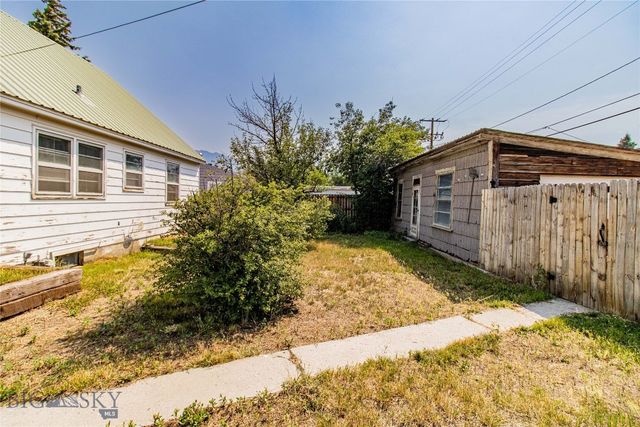 1920 Dewey Boulevard, Butte, MT 59701