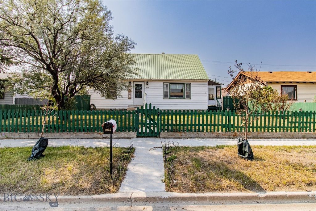 1920 Dewey Boulevard, Butte, MT 59701 photo 2