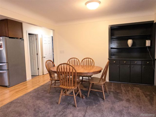 1134 Cayuga Drive, Grand Blanc Charter Township, MI 48439