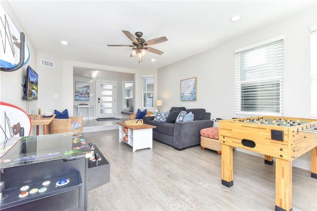 16791 Bayview Drive, Huntington Beach, CA 92649