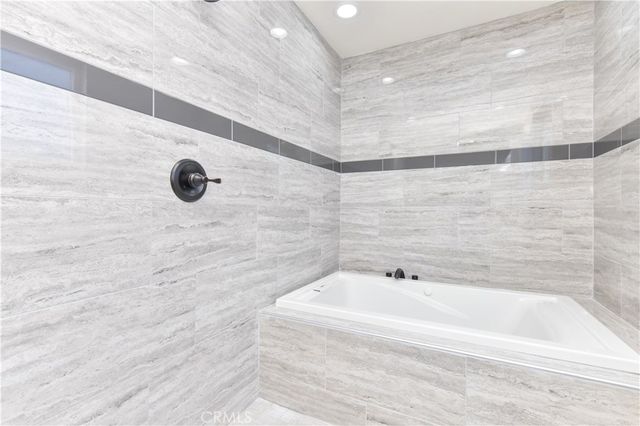 16791 Bayview Drive, Huntington Beach, CA 92649