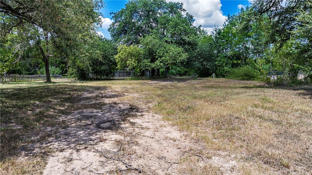 1003 Winding Road, College Station, TX 77840 — photo 5