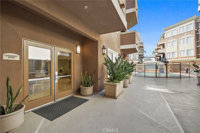 2750 Artesia 132, Redondo Beach, CA 90278