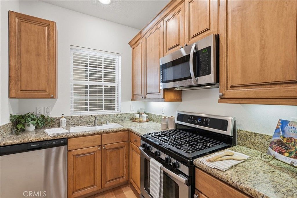Image 4 of property listing at 2750 Artesia 132, Redondo Beach, CA 90278