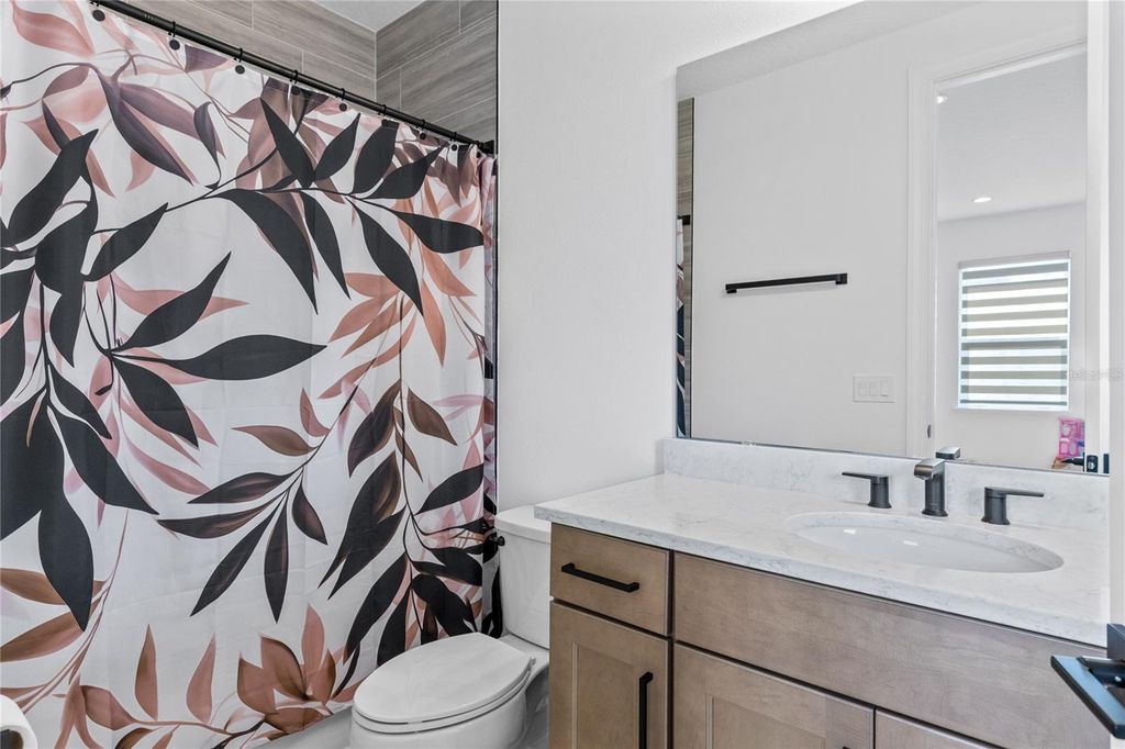 Image 36 of property listing at 9445 SANTORINI DRIVE, Orlando, FL 32827