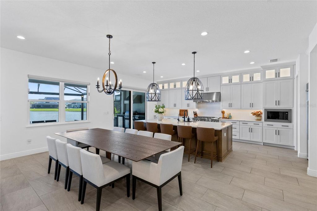 Image 6 of property listing at 9445 SANTORINI DRIVE, Orlando, FL 32827