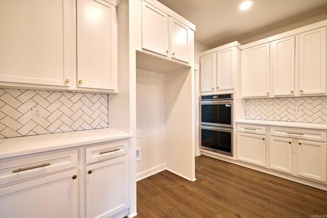 10565 W Miller Sardis Road, Bauxite, AR 72011