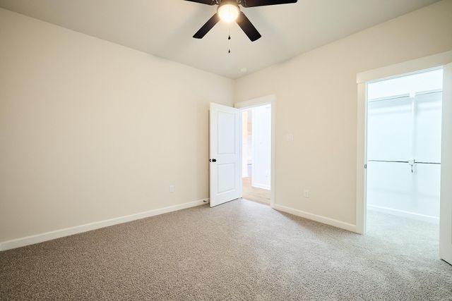 10565 W Miller Sardis Road, Bauxite, AR 72011