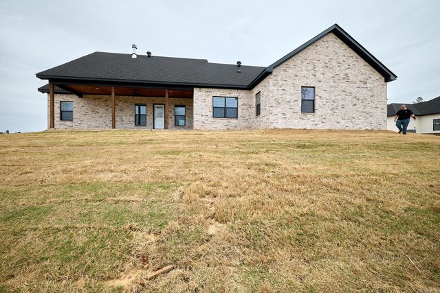 10565 W Miller Sardis Road, Bauxite, AR 72011