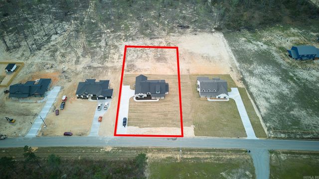 10565 W Miller Sardis Road, Bauxite, AR 72011