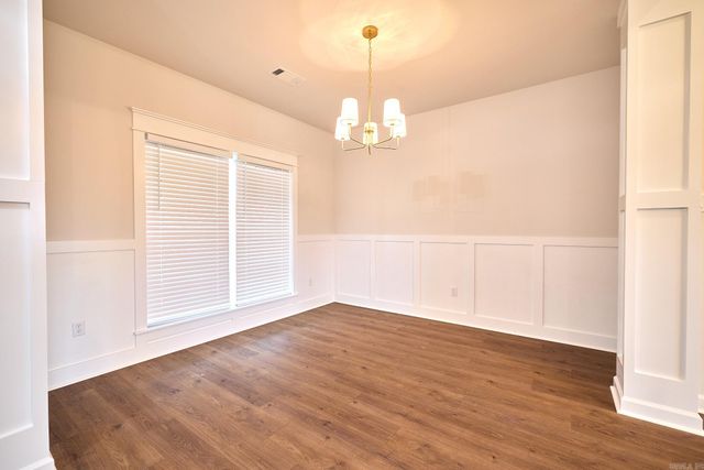 10565 W Miller Sardis Road, Bauxite, AR 72011