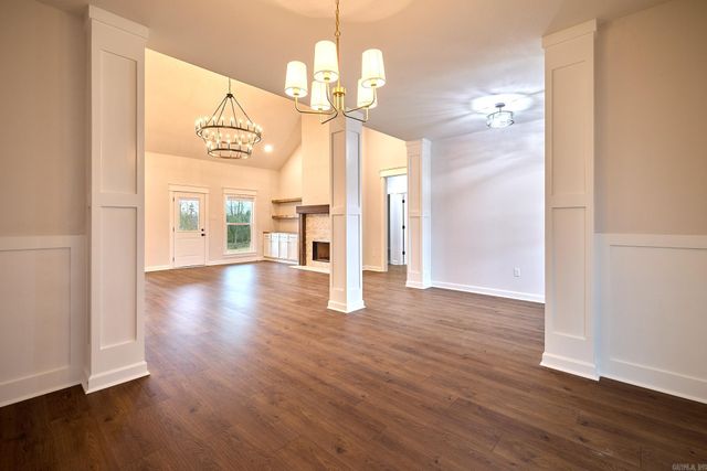 10565 W Miller Sardis Road, Bauxite, AR 72011