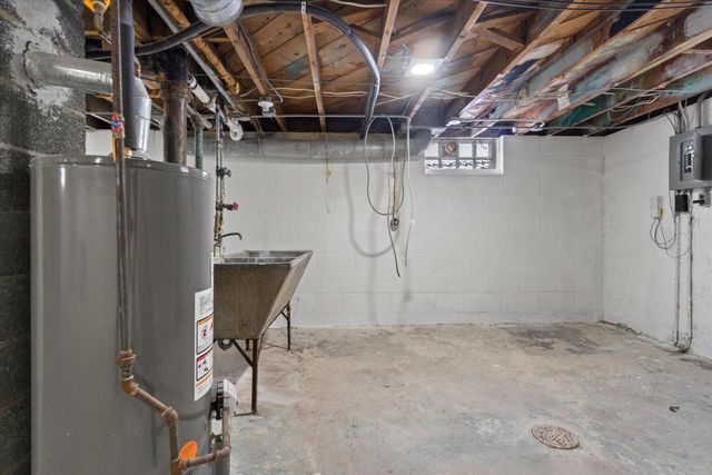 5320 N 60th STREET, Milwaukee, WI 53218