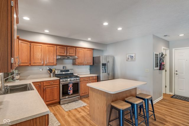 6063 Morning Dove Drive, Indianapolis, IN 46228