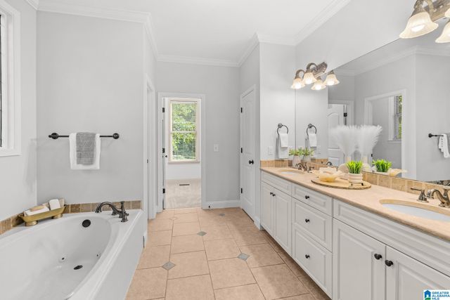 8130 CARRINGTON DRIVE, Trussville, AL 35173