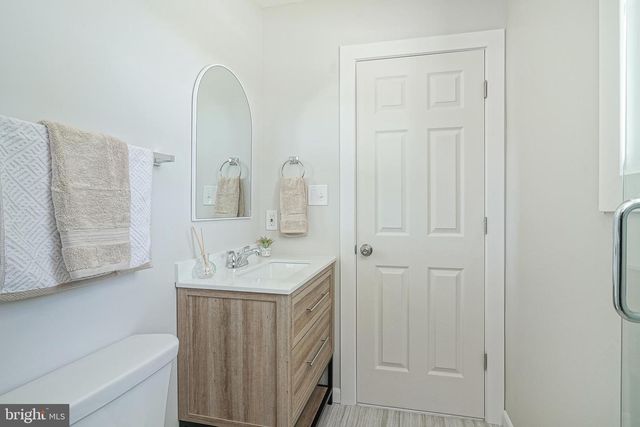 282 MC CLELLAND AVE, Bellmawr, NJ 08031
