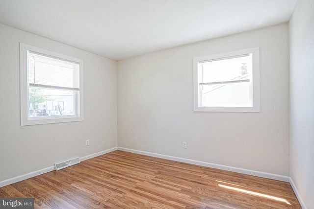 282 MC CLELLAND AVE, Bellmawr, NJ 08031