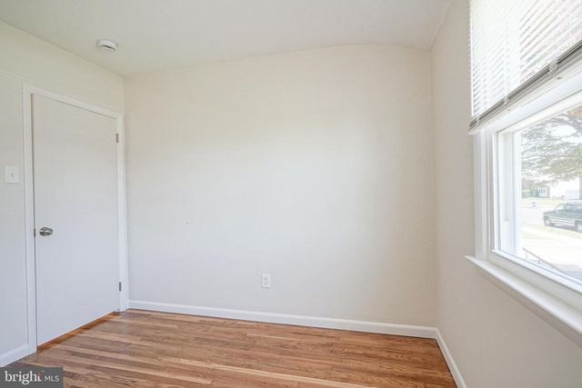 282 MC CLELLAND AVE, Bellmawr, NJ 08031