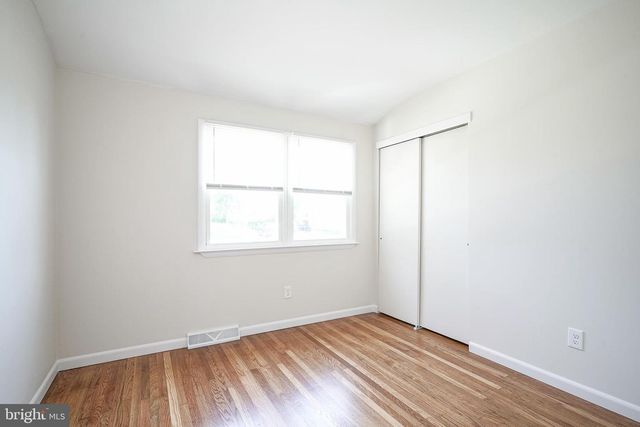 282 MC CLELLAND AVE, Bellmawr, NJ 08031