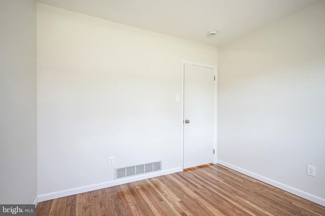 282 MC CLELLAND AVE, Bellmawr, NJ 08031