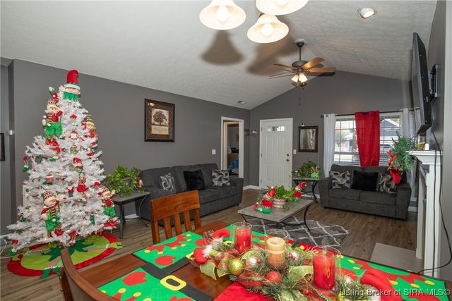 2401 Creaghton Court, Jeffersonville, IN 47130