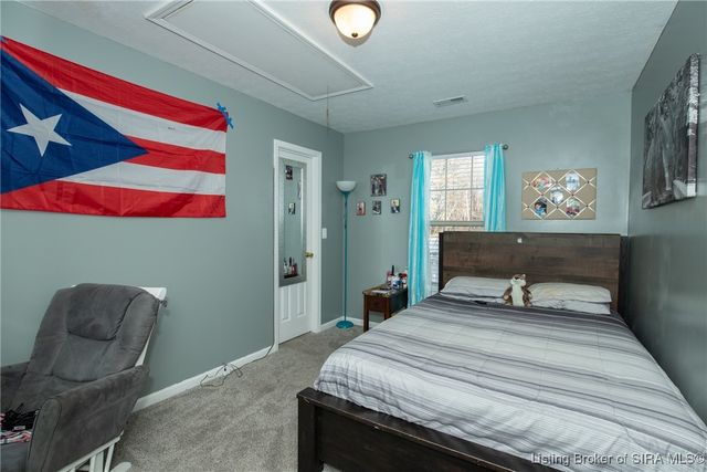 2401 Creaghton Court, Jeffersonville, IN 47130