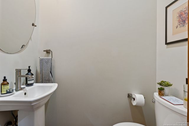 421 Spofford Ave, San Antonio, TX 78208